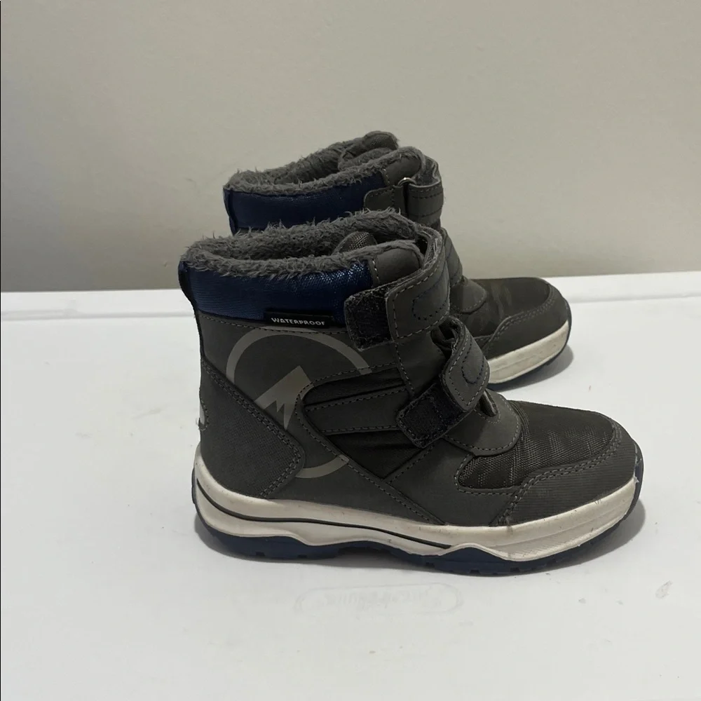 Gray LUPILU Kids Shoes with Velcro Straps